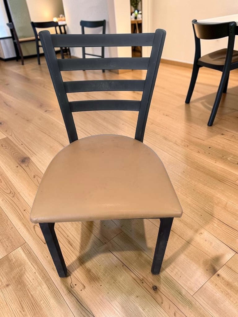Prime Condition – Commercial Restaurant Dining Chair Set – Black Metal Frame with Padded Vinyl Seat – Ladder Back Style – Quantity 5 – Fully Inspected & Ready for Use!