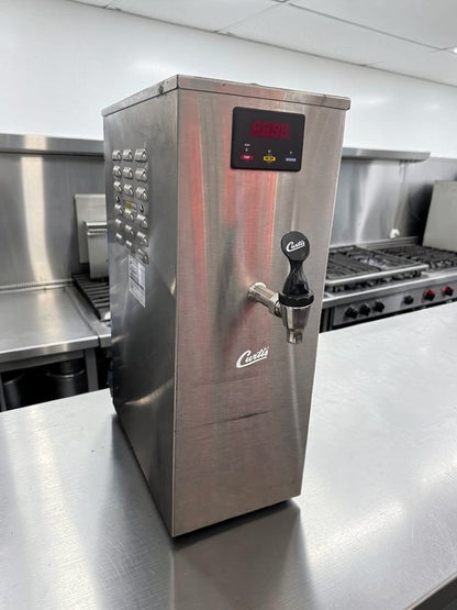 Exceptional Condition – Curtis WB5GT63001 – 5-Gallon Digital Hot Water Dispenser with Aerator – Dual Voltage 120/220V – Fully Tested & Operational!