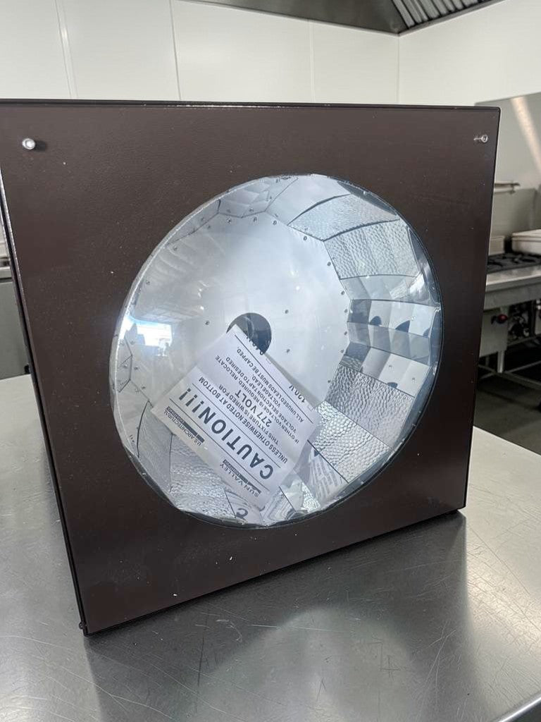 New – Sun Valley Architectural Lighting – 24 x 24 Commercial Ceiling Light Fixture – Reflector Housing – 277V – Fully Tested & Operational!