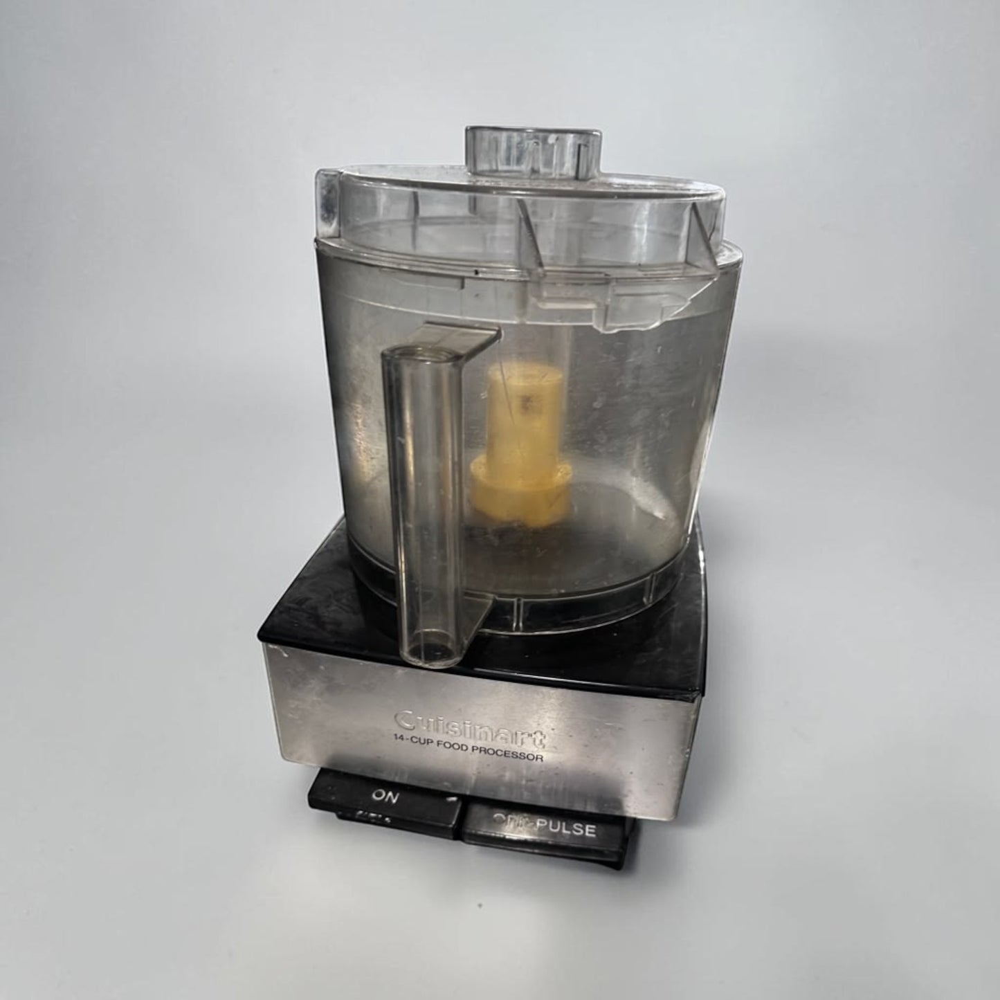 Optimal Condition – Cuisinart DFP-14 Series – 14-Cup Food Processor – 720W Motor – On / Off-Pulse Controls – Fully Tested & Operational!