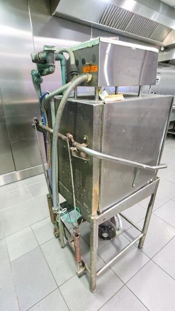 Superior Condition – Ecolab ES-2000 – Commercial Single-Rack Low-Temperature Dishmachine – 40 Racks/Hour – 120V – Stainless Steel – Fully Tested & Operational!