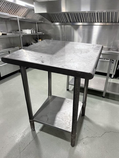 First-Class Condition – Commercial Stainless Steel Work Table – 24" x 24" – Adjustable Undershelf – Fully Cleaned & Ready for Use!