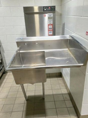 Premium Condition – One-Compartment Stainless Steel Commercial Kitchen Sink – Right-Side Drainboard – NSF – Fully Tested & Ready for Use!