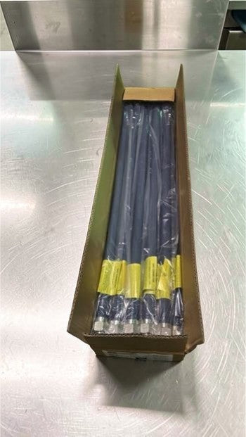 Elite Condition – (QTY 10) NAKS NK-S-36 – Commercial Gas Connector Hose – 36" Length – 3/4" MIP × 3/4" FIP – Fully Tested & Operational!