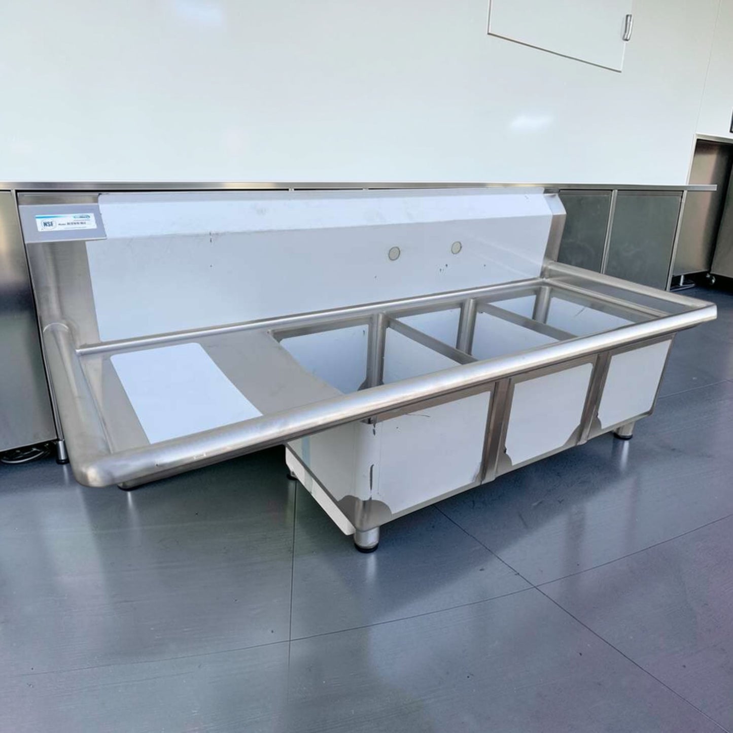 Brand New – KoolMore SC121610-16L3 Stainless Steel 3 Compartment Sink w/ Left Drainboard – Commercial Kitchen Sink – NSF Certified!