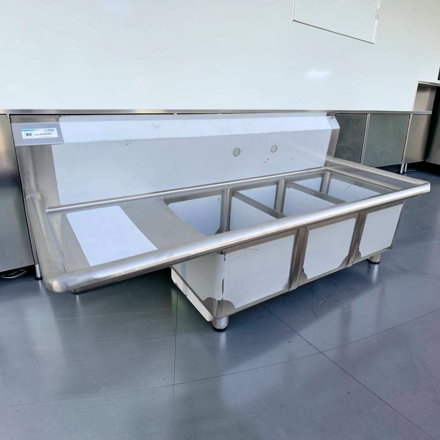 Brand New – KoolMore SC121610-16L3 Stainless Steel 3 Compartment Sink w/ Left Drainboard – Commercial Kitchen Sink – NSF Certified!