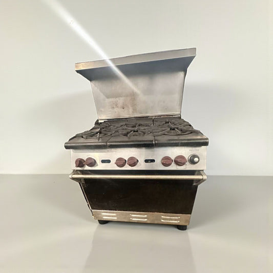 Exceptional Condition – Commercial Gas Range with Oven – 6 Burners – NSF Certified – Fully Tested & Operational!