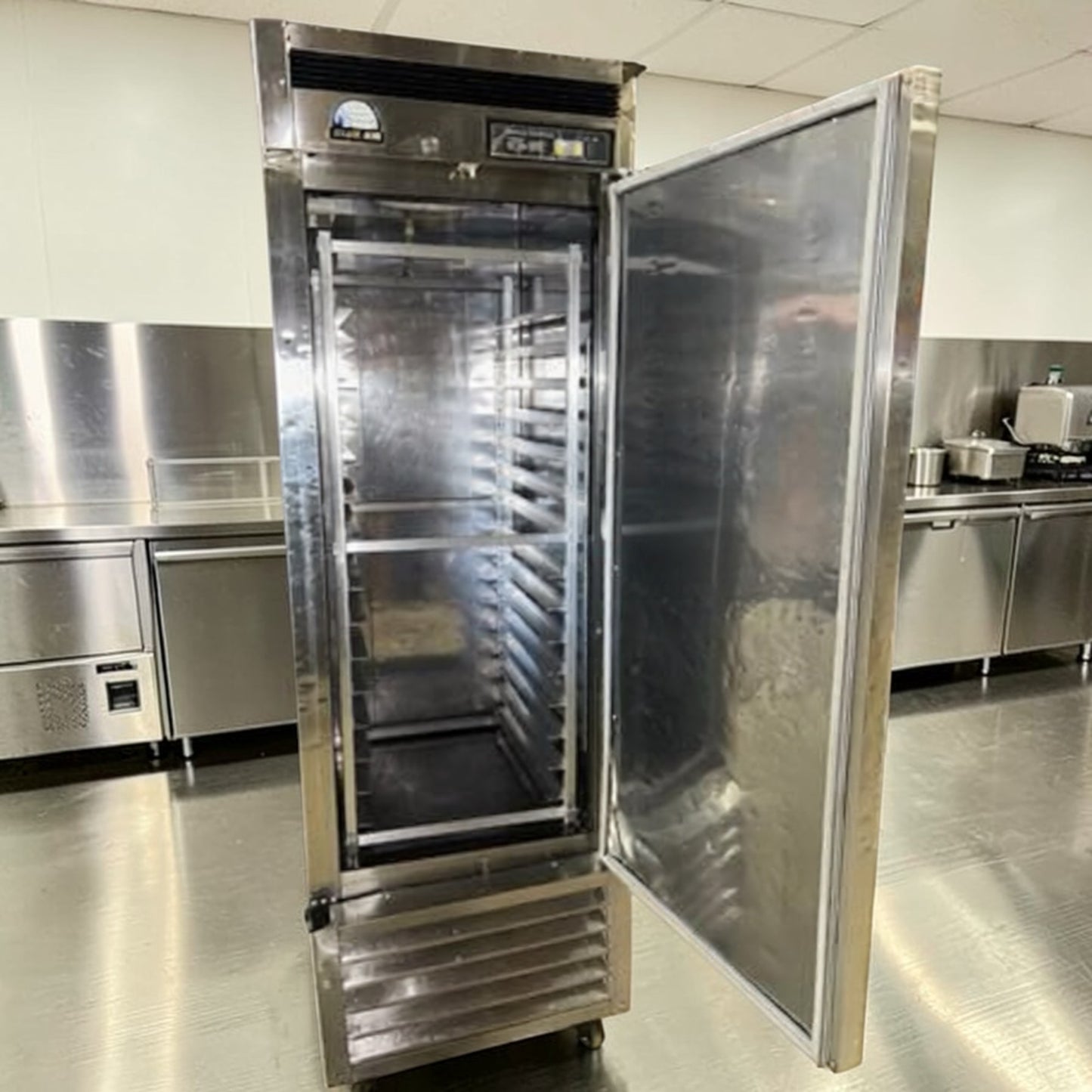 Elite Condition – Blue Air BSR23-HC Commercial Reach-In Refrigerator – 26” Stainless Steel – Bottom Mount – Fully Tested & Operational!
