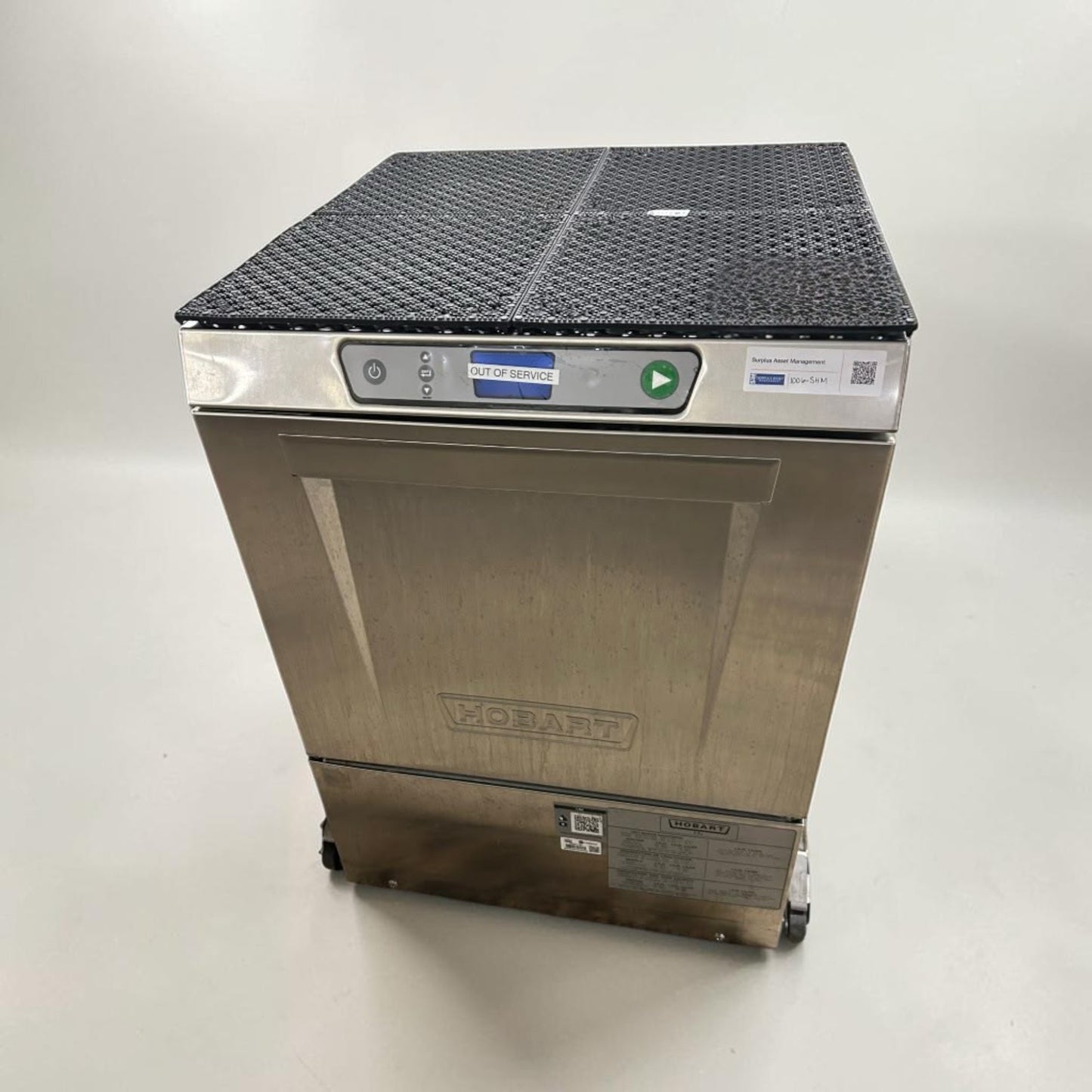 Dependable Condition – Hobart LXEH – 24" High-Temperature Undercounter Dishwasher with Rinse Pump – 32 Racks per Hour – 120/208–240V – NSF & UL Listed – Service Required!