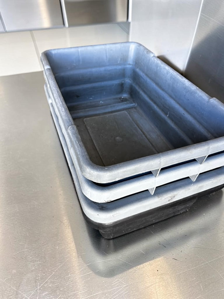 Dependable Condition – Uline Utility Tote Lot – Qty 4 – 22" x 17" x 7" Gray Commercial Plastic Storage Tubs – NSF Certified – Ready for Restaurant Use!