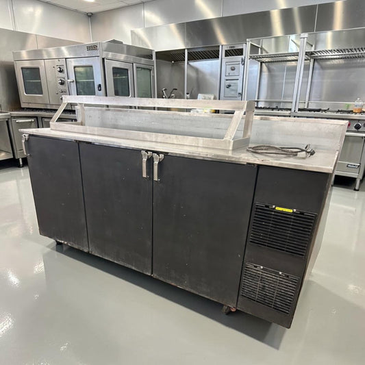 Outstanding Condition – Glastender BB84-RT-BSH(RLR) – 84" Three-Section Back Bar Cooler – Three Solid Doors – Stainless Steel Top – Right-Side Refrigeration – 115V – NSF & UL Listed – Fully Tested & Operational!