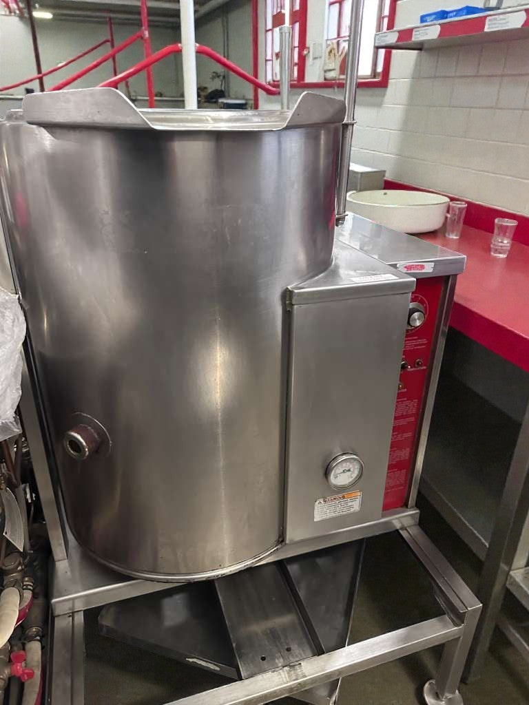 Like-New Condition – Cleveland Range 24GMK6200 – Commercial Gas Steam Kettle – Stainless Steel – NSF & CSA Certified – Fully Tested & Operational