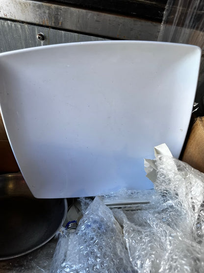 Remarkable Condition – Mixed Commercial Kitchenware Lot – White Serving Plates, Salt Shakers & Frying Pans – One Full Box – Restaurant Supply Bundle!