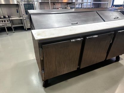 Dependable Condition – Beverage-Air SP72-18 – 72″ Three-Door Sandwich/Salad Prep Table – 18-Pan Refrigerated Top – 115V – Fully Tested & Operational!