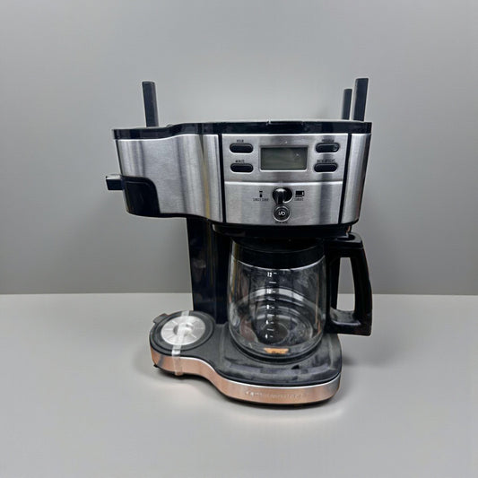 Brand New Condition – Programmable 12-Cup Drip Coffee Machine – Stainless Steel & Black Finish – Glass Carafe – Single Serve / Carafe Options – Fully Tested & Operational!