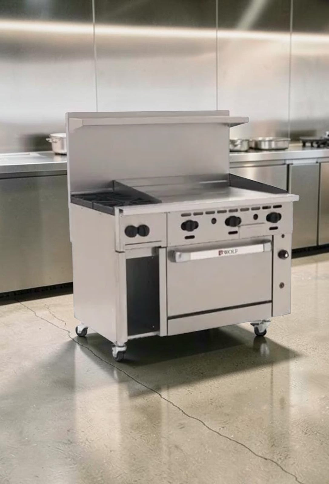 Superior Condition – Wolf C48S-2B36G – 48" Gas Restaurant Range – 2 Open Burners – 36" Griddle – Standard Oven & Cabinet Base – 155,000 BTU – Fully Tested & Operational!
