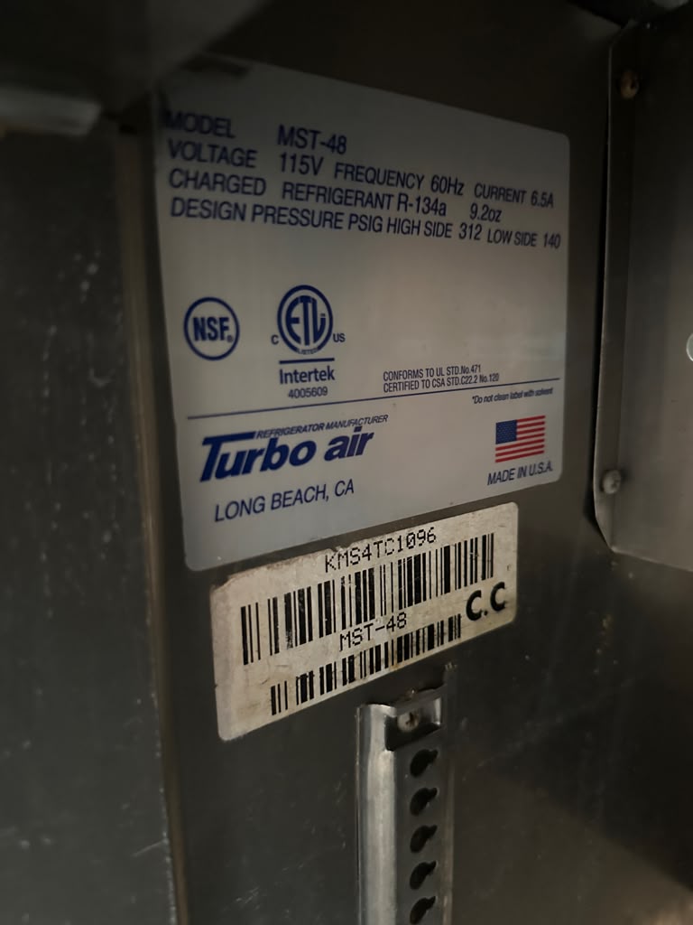 Excellent Condition – Turbo Air MST-48 M3 Series – 48" Commercial Sandwich / Salad Prep Table – 12 Cu. Ft. – 2 Doors – 115V – R134a – AS IS!