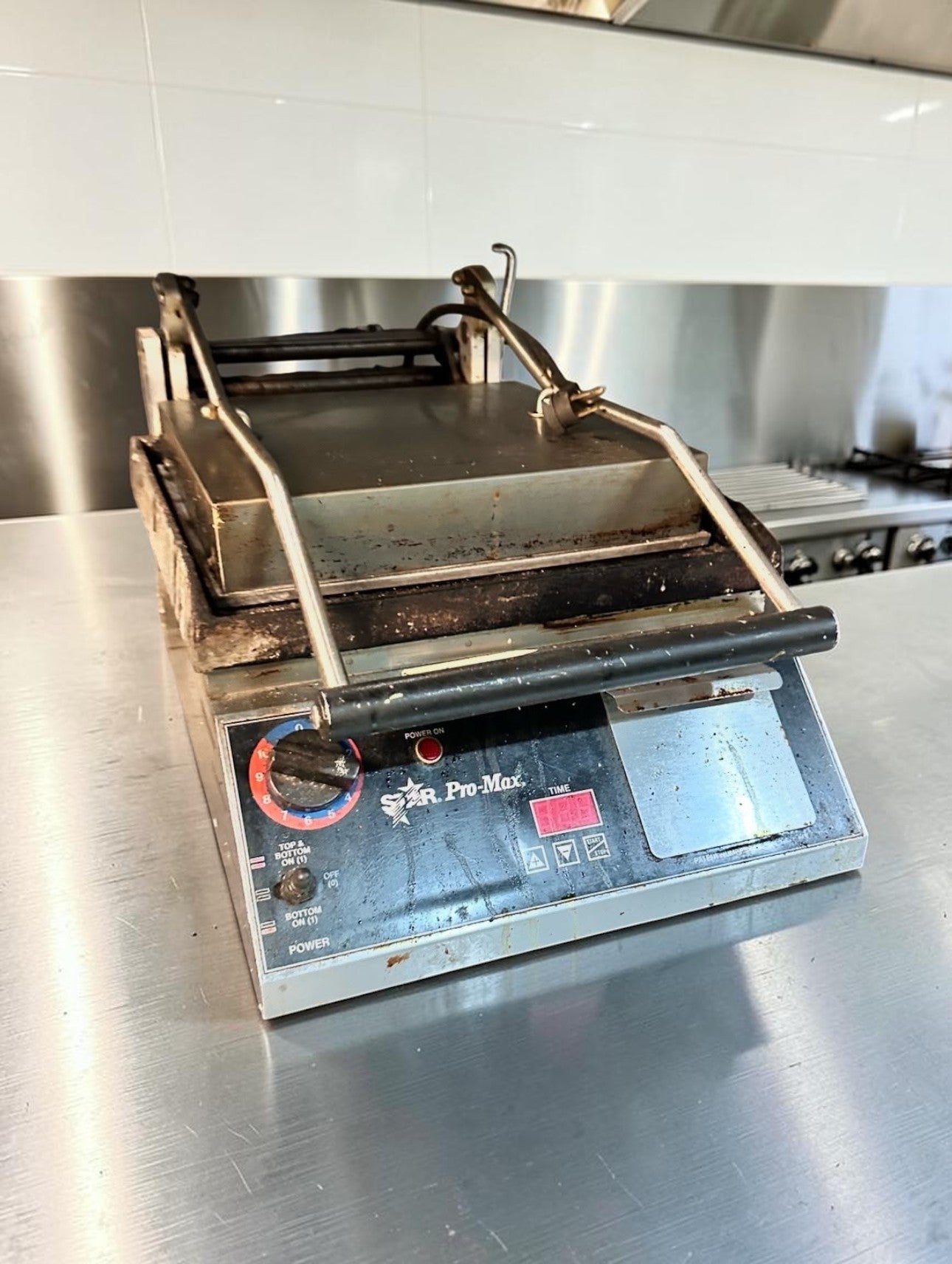 Superb Condition – Star Pro-Max 14" Two-Sided Panini Grill – Commercial Sandwich Press – UL & NSF Certified - Fully Tested & Operational!