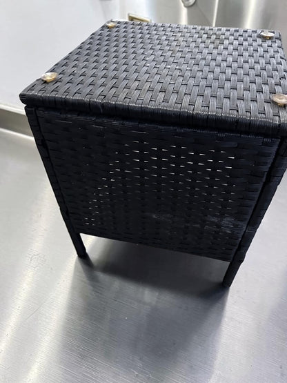 Remarkable Condition – Unbranded 18-Inch Black Woven Wicker Cube Side Table – Square Patio Accent Table – Fully Inspected & Ready for Use!