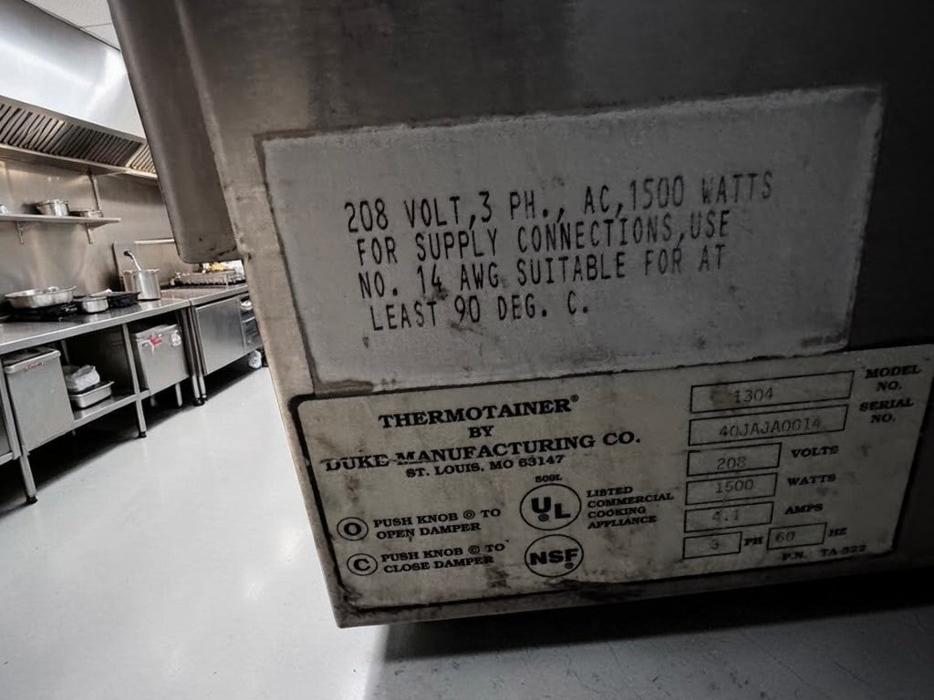 Elite Condition – Duke 1304 Thermotainer – Four-Compartment Hot Food Storage Unit – Stainless Steel Worktop – 208V, Three Phase – UL & NSF Listed – Fully Tested & Operational!