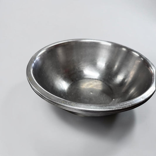 Well-Maintained Condition – Stainless Steel Commercial Salad / Mixing Bowls – Quantity 6 – Approx. 13” Diameter – Ready for Commercial Use!