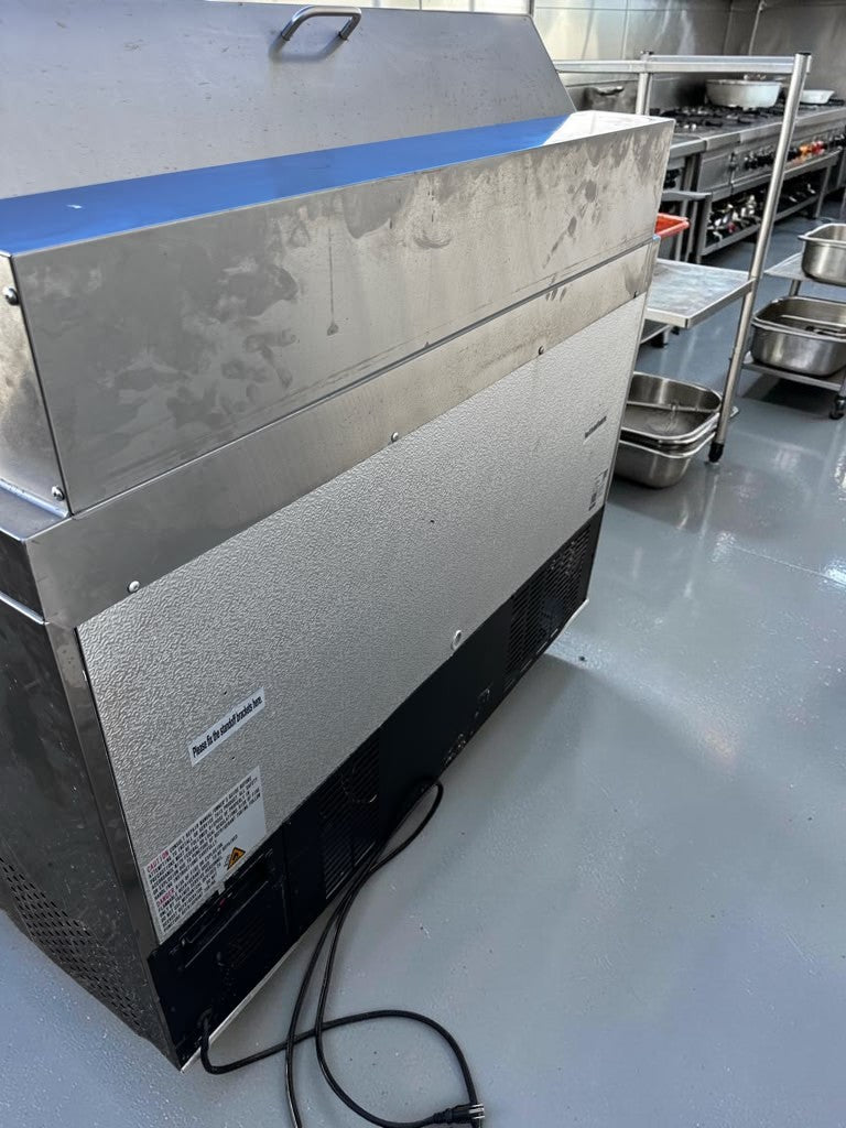 Elite Condition – Avantco APT-48-HC – 47" Commercial Two-Door Refrigerated Sandwich & Salad Prep Table – 12-Pan Capacity – 115V – ETL & NSF Certified – Fully Tested & Operational!