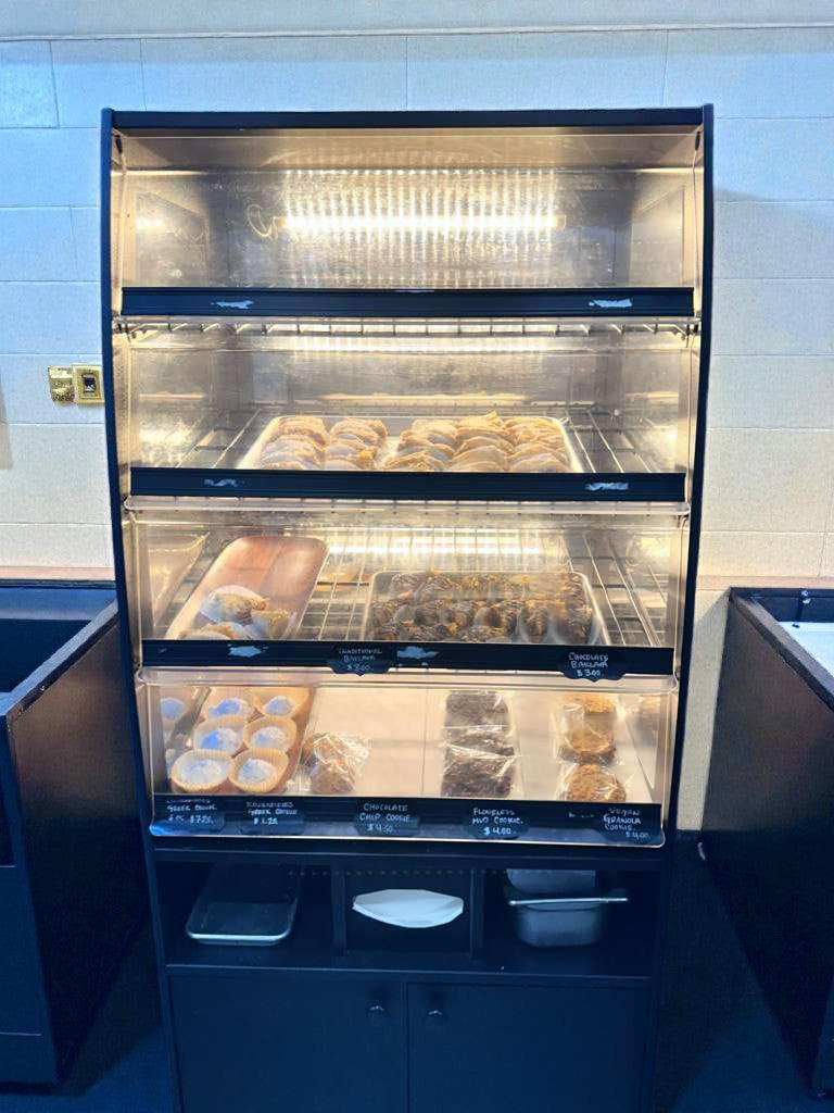 Outstanding Condition - Turbo Air Refrigerated Bakery Display Case – Glass Merchandiser – LED Lit – Commercial Pastry Showcase – Fully Tested & Operational