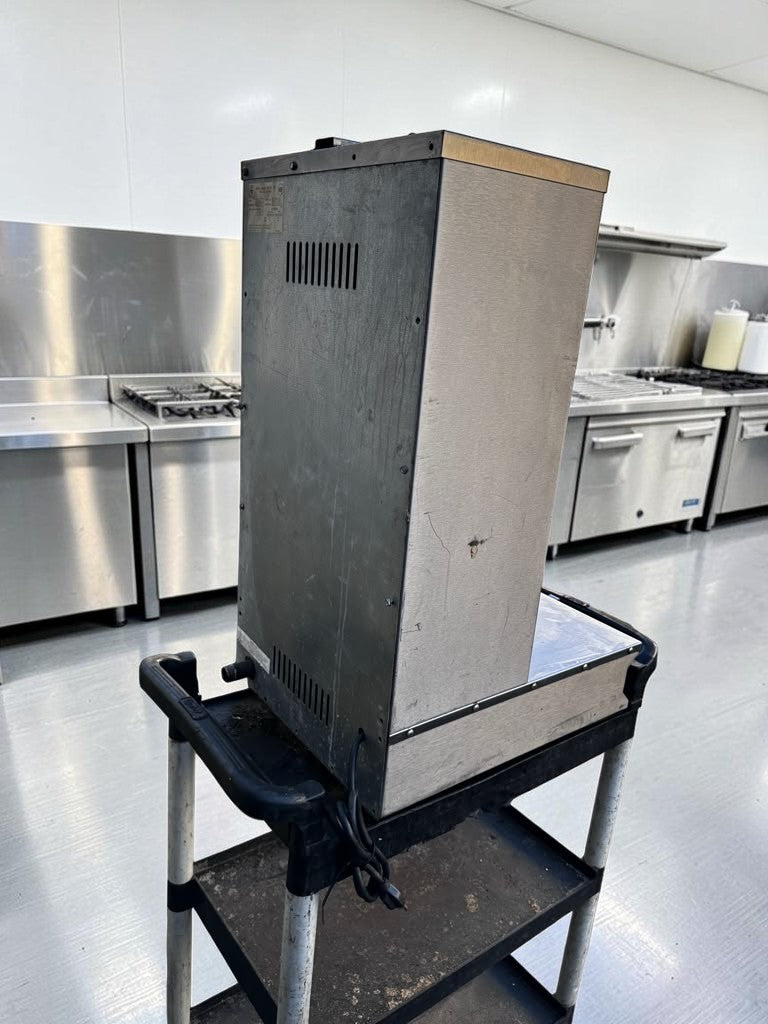 High-Quality Condition – Royal Range RVB-2 – Commercial Two-Burner Vertical Gyro Broiler – Propane Gas – 26,000 BTU – Motorized Rotisserie – NSF Certified – Fully Tested & Operational!