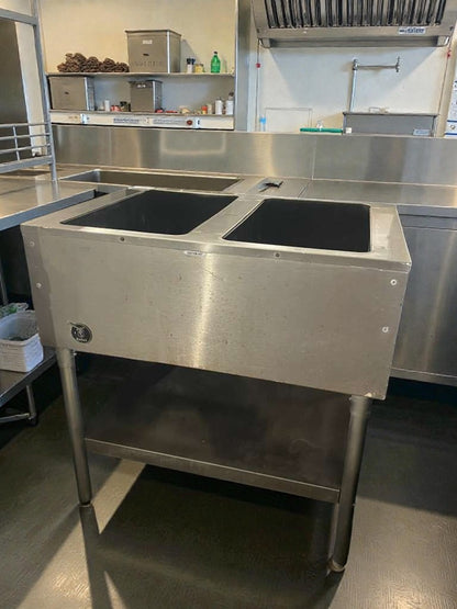 Exceptional Condition – Eagle Waterless Hot Food Table (2-Well) – Manual Controls – Fully Tested & Working!