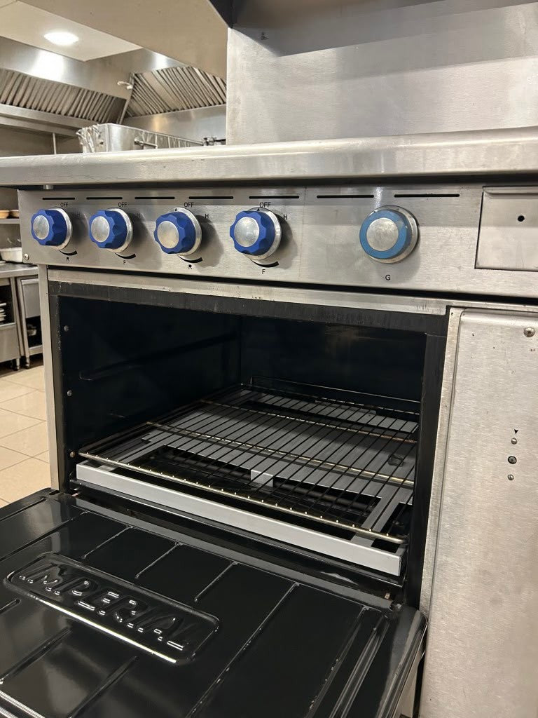 Excellent Condition – Imperial IR-4-E – 24" Commercial Electric Range – 4 Round Plate Elements & Space-Saver Oven – 240V – ETL Listed – Fully Tested & Operational!