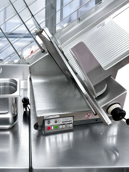 Pristine Condition – Bizerba GSP HD Commercial Automatic Meat Slicer – Heavy-Duty Precision Slicer – 120V – Fully Tested & Operational!