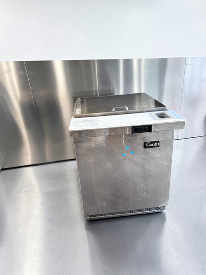 Superb Condition – Continental SW27N12M – 27" Mighty Top Refrigerated Sandwich & Salad Prep Table – 12 Pan Capacity – 115V – Fully Tested & Operational!