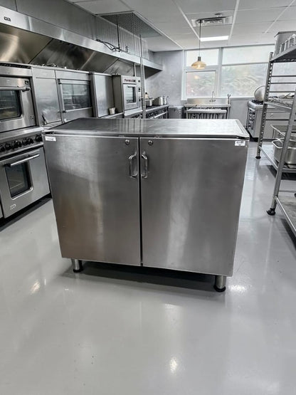 Well-Maintained Condition – Commercial Stainless Steel Storage Cabinet – 48" Wide – Dual Locking Swing Doors – Heavy-Duty Worktop – Fully Inspected & Ready for Use!