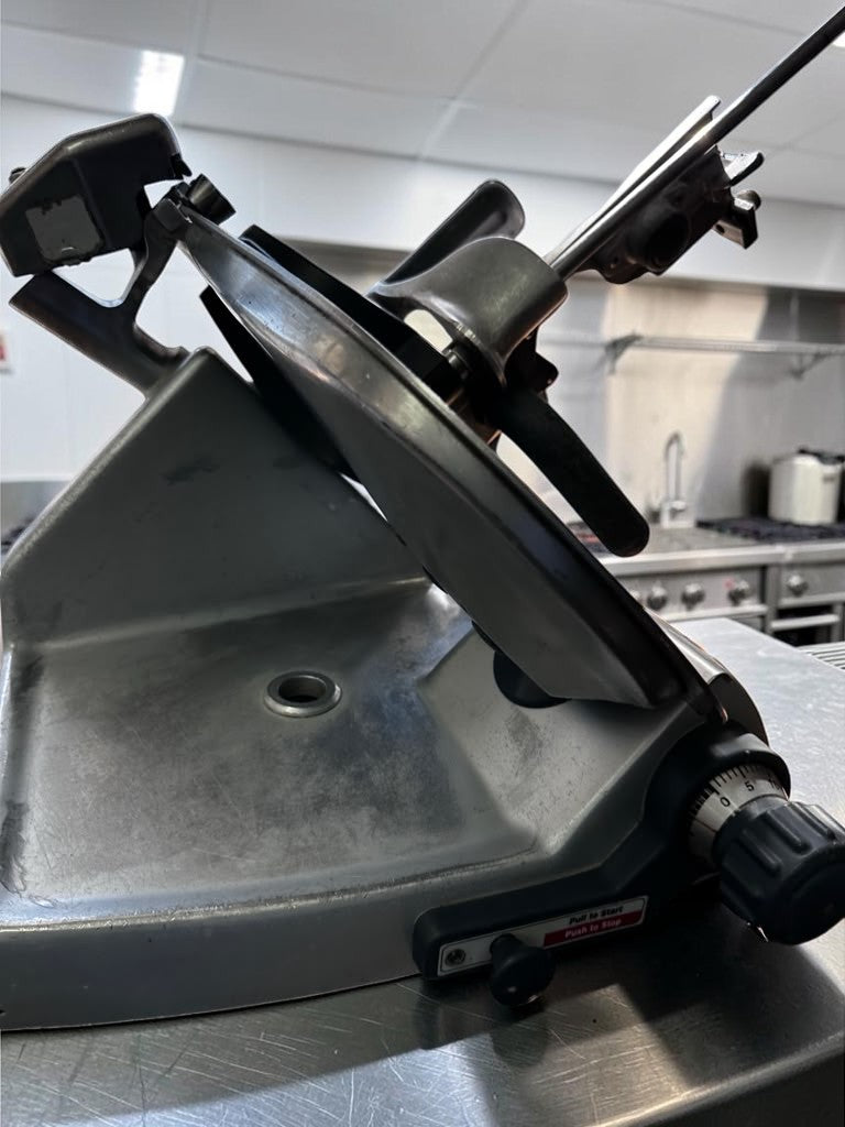Remarkable Condition – Hobart 2812PS – Commercial Manual Meat & Deli Slicer with Integrated Portion Scale – 1/2 HP – 120V – NSF & UL Listed – Fully Tested & Operational!