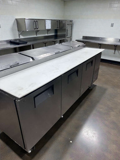 Pristine Condition – True TPP-93 – 93” Commercial Pizza Prep Table – 3 Door – Cutting Board Top – Fully Tested & Operational