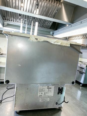 Pristine Condition – Delfield N225P – 6 Gallon Drop-In Freezer – Stainless Steel Lids – 115V – NSF / cULus Listed – Fully Tested & Operational!