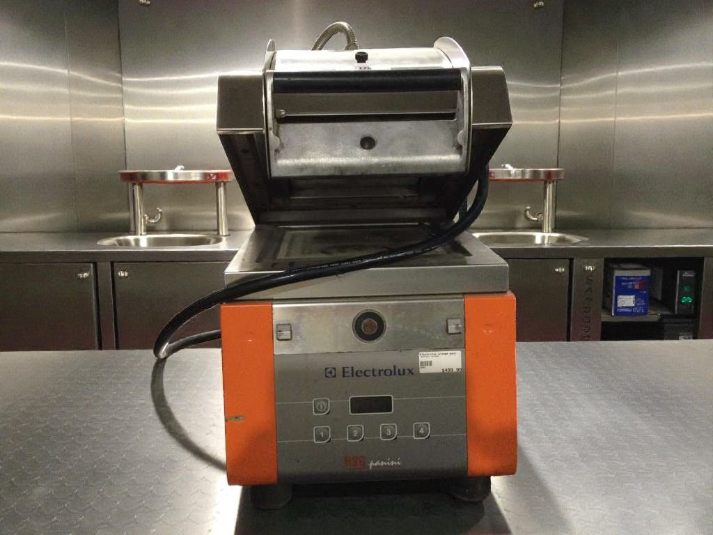 Top-Tier Condition – Electrolux Professional Pasta Machine HSPPME – 208V / Single Phase – Fully Tested & Working!