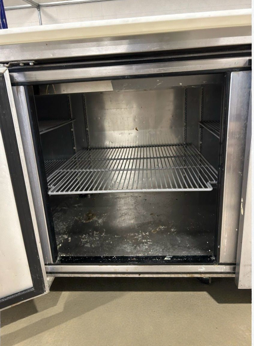Premium Condition – True TPP-93 Commercial Refrigerated Prep Table – 115V / Single Phase – Fully Tested & Working!