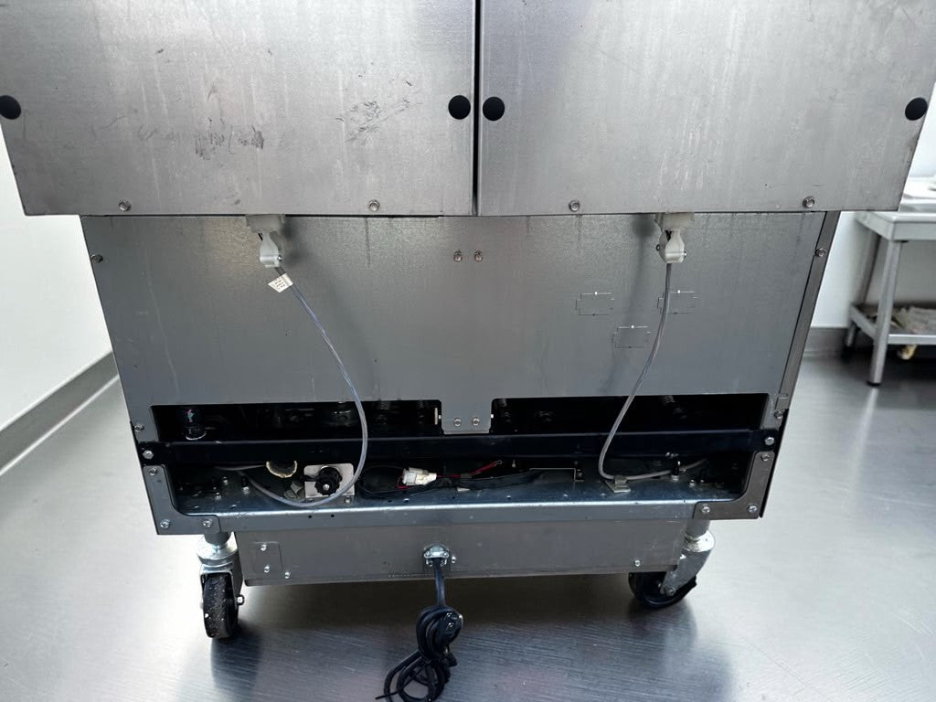 Prime Condition – Frymaster 2FQG30U FilterQuick – Dual Commercial Natural Gas Fryer Battery – Two 30-Lb. Frypots – SMART4U 3000 Controllers – Built-In Filtration – 140,000 BTU – Fully Tested & Operational!