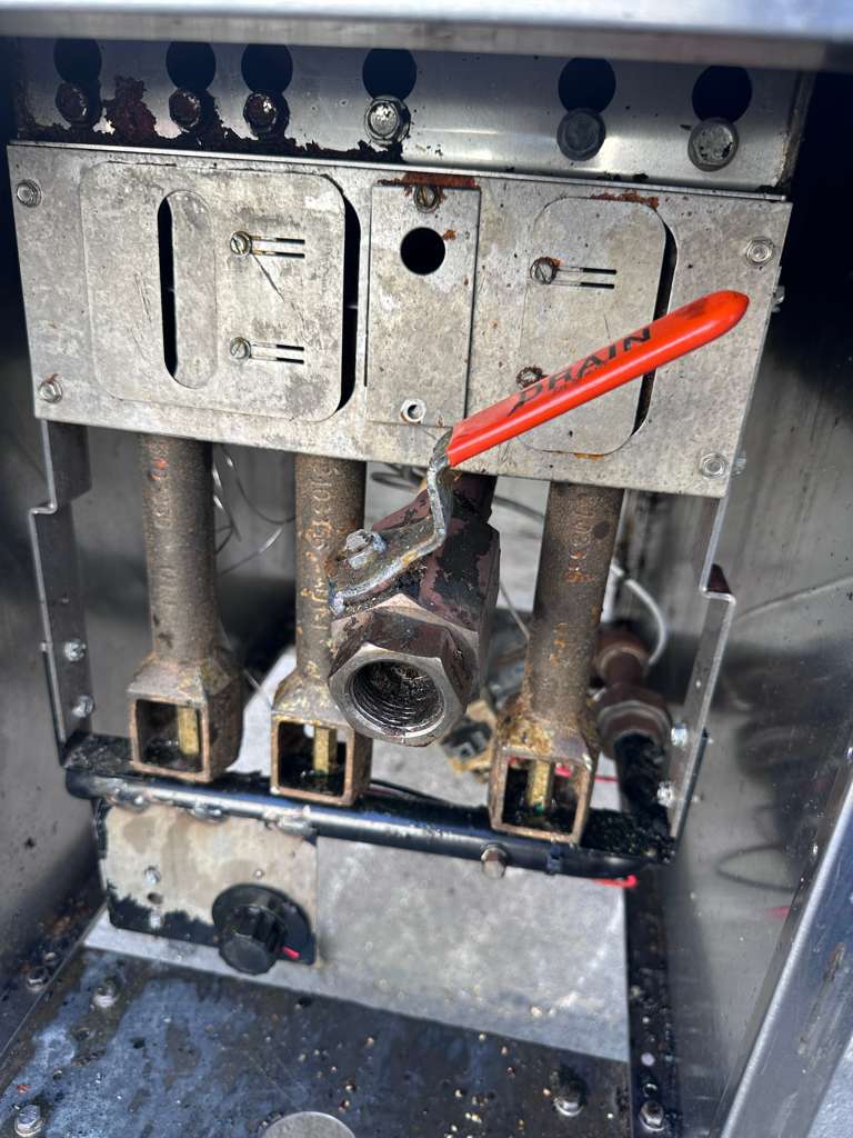 Excellent Condition – Frymaster ESG35T Natural Gas Commercial Fryer – 40 lb Capacity – NSF & ETL Listed – Fully Tested & Operational!