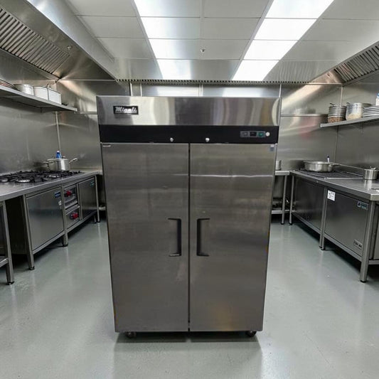 Optimal Condition – Migali C-2R-HC – 49 Cu. Ft. Commercial Two-Door Reach-In Refrigerator – Stainless Steel – R290 – 115V – Casters – Fully Tested & Operational!