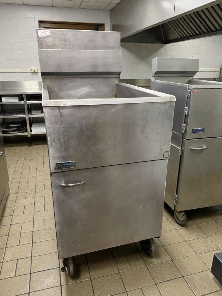 Exceptional Condition – Dean Commercial Gas Fryer – Natural Gas – Fully Tested & Working!