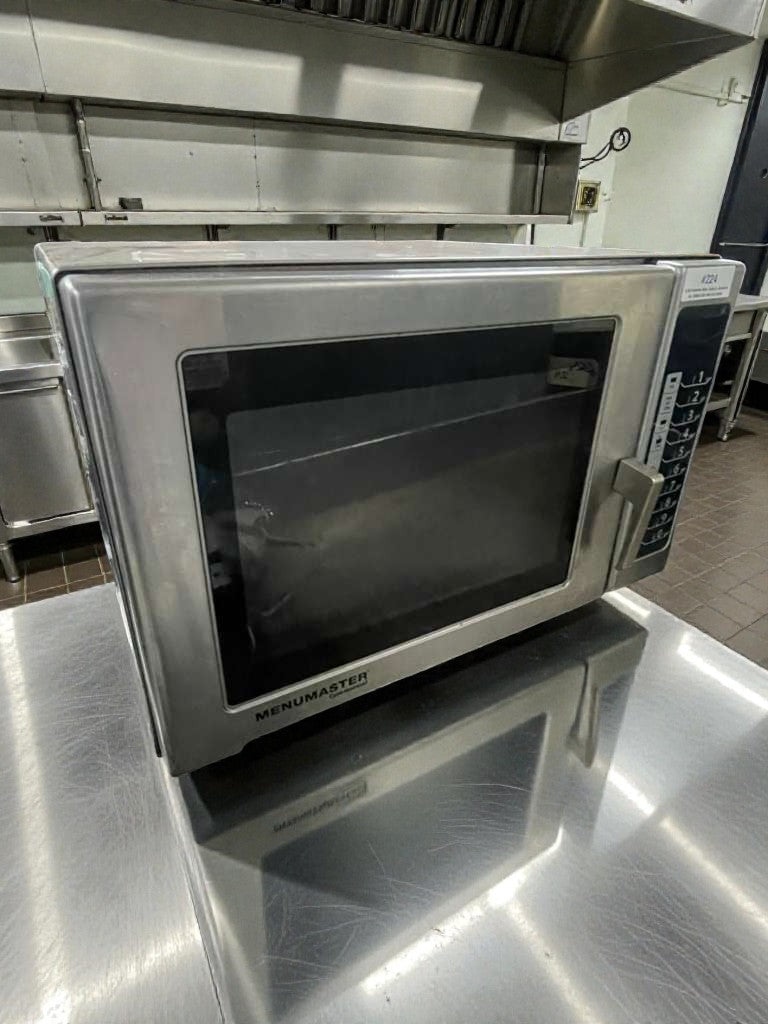 Outstanding Condition – MenuMaster MFS18TS Commercial Microwave Oven – 208/240V / Single Phase – Fully Tested & Working!