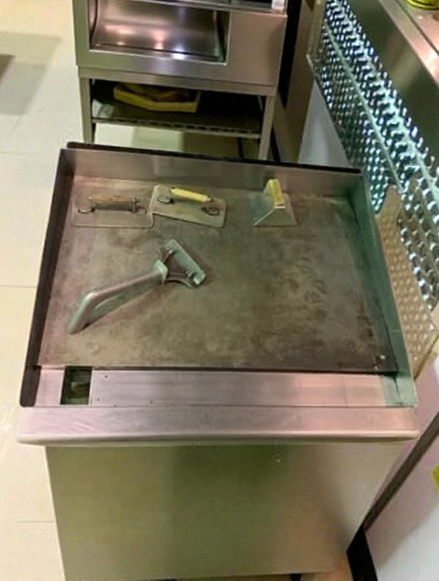 Excellent Condition – Imperial Range ITG-36NG – Commercial Countertop Gas Griddle – 36 in – 90,000 BTU – UL Listed – Fully Tested & Operational!