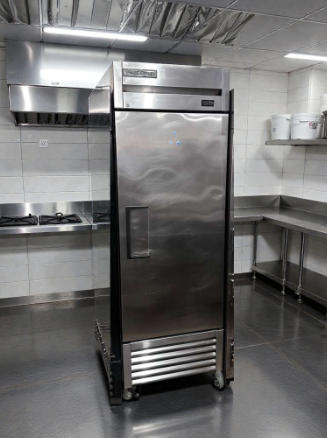 Prime Condition – True T-23-HC 27" Solid Door Reach-In Refrigerator – 115V – Fully Tested & Operational!