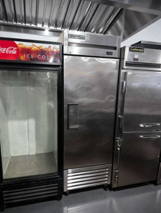 Prime Condition – True T-23-HC 27" Solid Door Reach-In Refrigerator – 115V – Fully Tested & Operational!