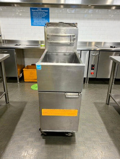 Refined Condition – Frymaster Commercial Gas Fryer – Natural Gas – Fully Tested & Working!