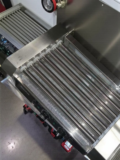 Pristine Condition – Seeutek Hot Dog Roller Grill – 7 Rollers / 24 Hot Dog Capacity – 120V – Fully Tested & Working